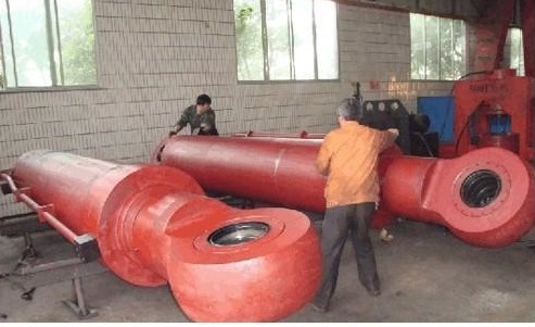 重慶液壓油缸廠家該如何競(jìng)爭(zhēng)發(fā)展？